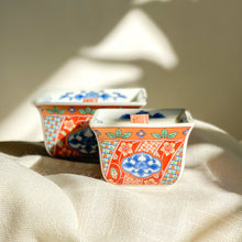 Load image into Gallery viewer, Akae Kozan Kobachi Candle (Large)