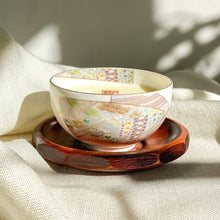 Load image into Gallery viewer, Chiso Kimono Pattern Yunomi Candle