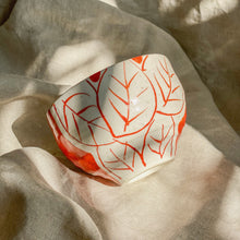 Load image into Gallery viewer, Akae Hake-e Hand Painted Yunomi Candle