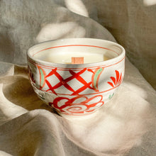 Load image into Gallery viewer, Akae Jin Hanamaru Yunomi Candle