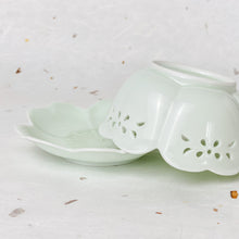 Load image into Gallery viewer, Somei Yoshino Blossom Candle