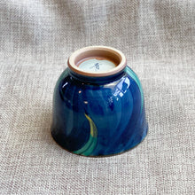 Load image into Gallery viewer, Arita Nishiki Orchid Yunomi (Tea Cup) Candle
