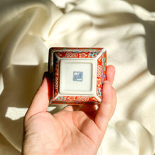 Load image into Gallery viewer, Akae Kozan Kobachi Candle (Small)
