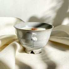 Load image into Gallery viewer, Tachikichi Kosagi Egret Candle
