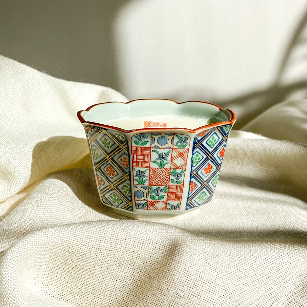 Imari Floral Pattern Kobachi Candle