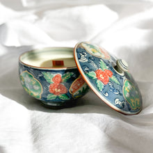 Load image into Gallery viewer, Koimari Shoraku Yunomi (Tea Cup) Candle
