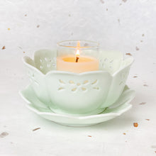 Load image into Gallery viewer, Somei Yoshino Blossom Candle
