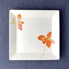 Load image into Gallery viewer, Leaf Motif Square Japanese Vintage Plate
